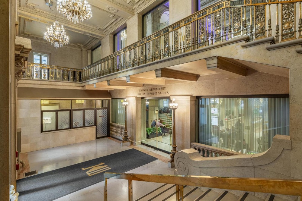 One King West Hotel And Residence Main image