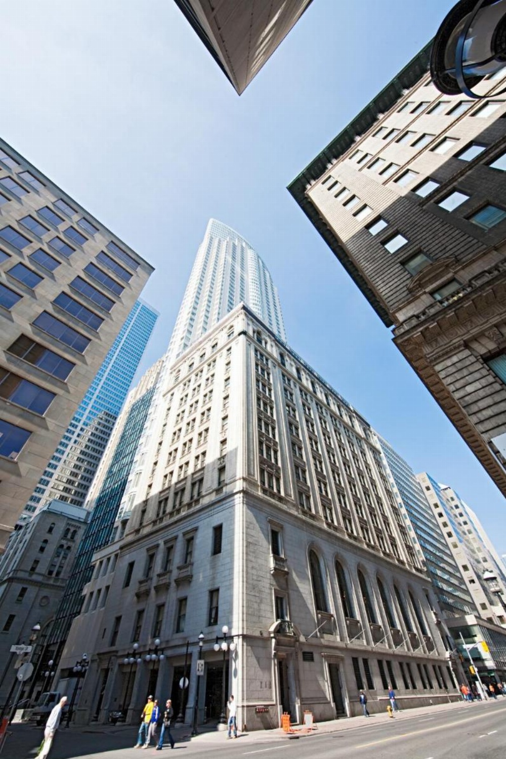 One King West Hotel And Residence Image 31