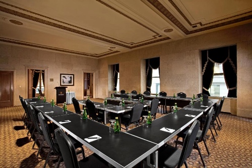 One King West Hotel And Residence image 32