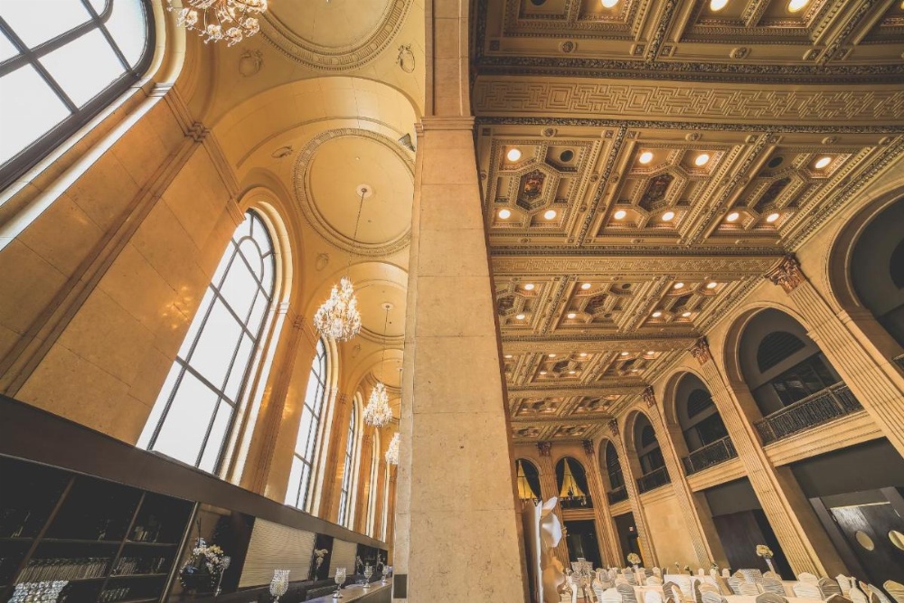 One King West Hotel And Residence